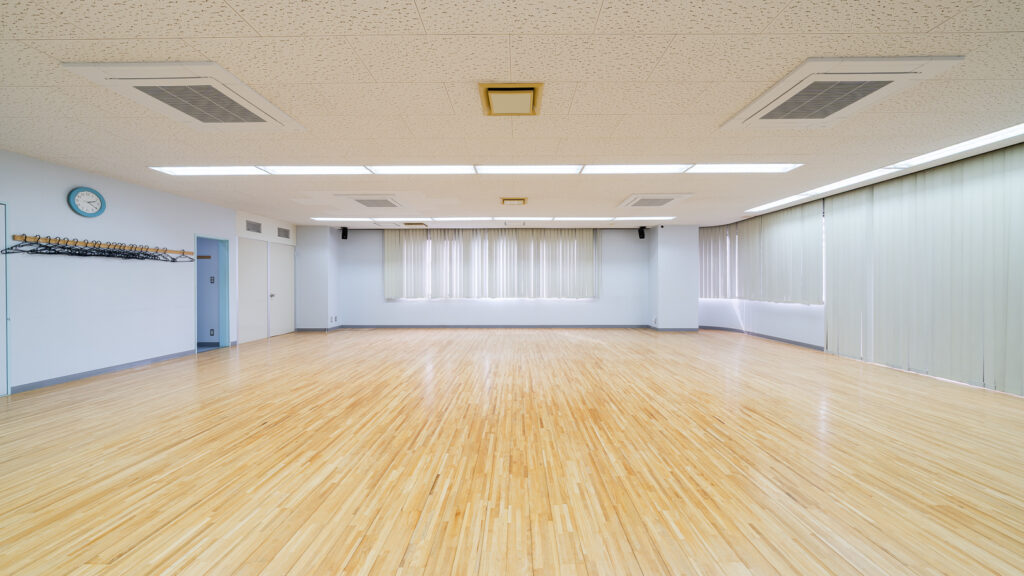 入口側から見たフロア